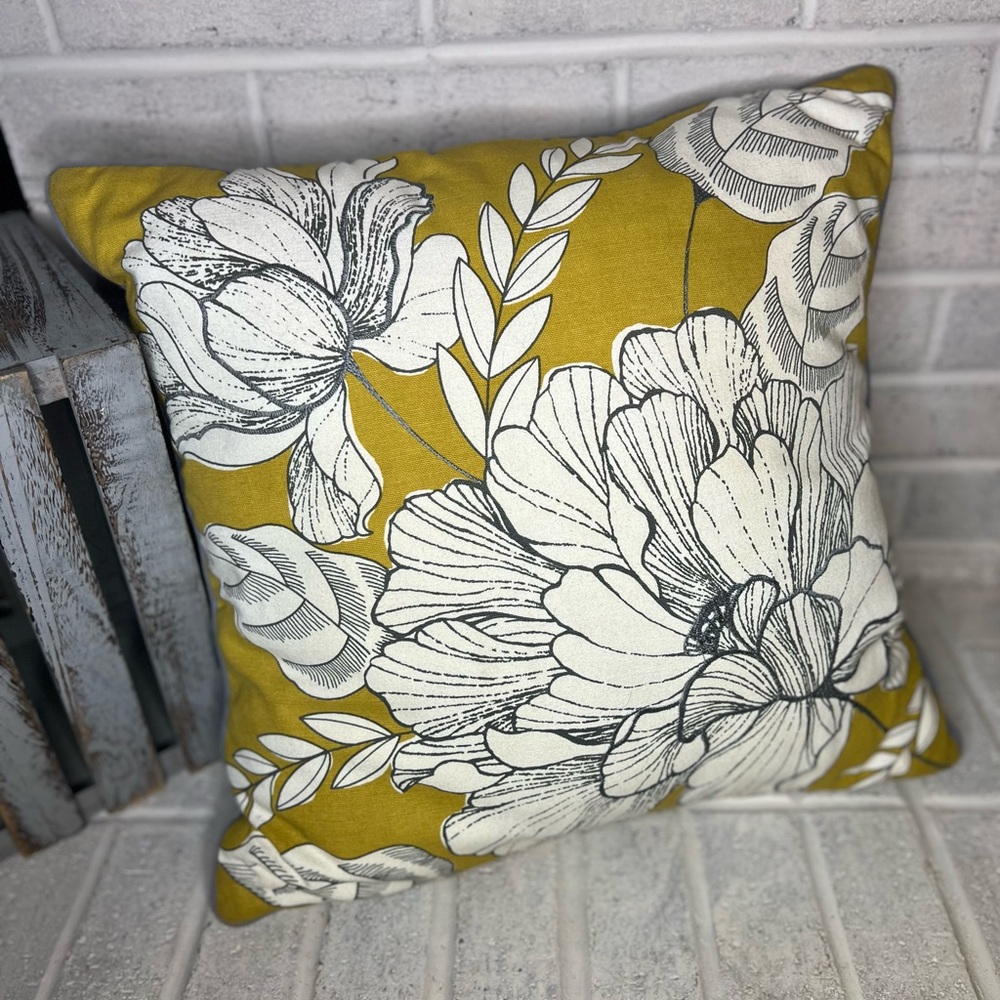 Yellow and White Floral Accent Pillow with Modern Design New without tag